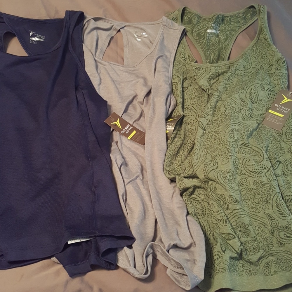 A bundle of Old Navy tanks.