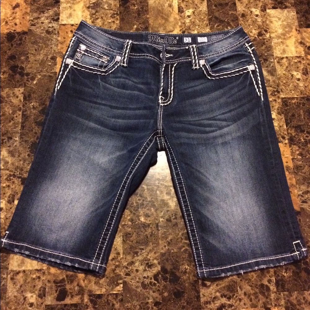 Miss Me Signature Bermuda Shorts size 31