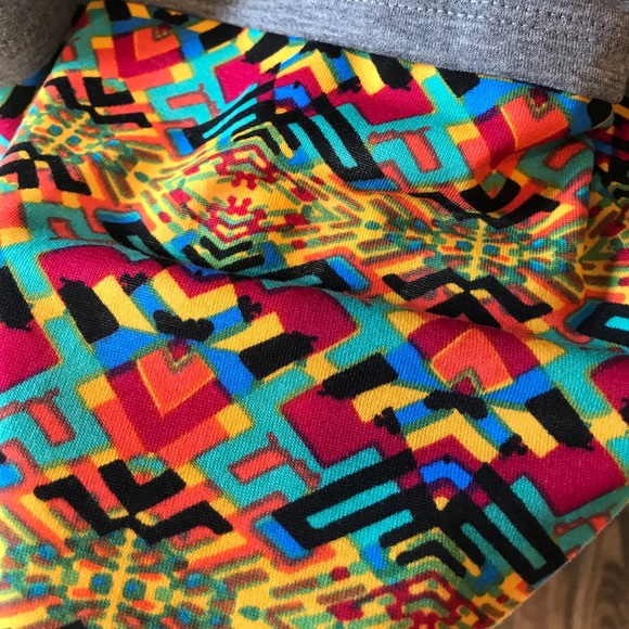 Lularoe Irma LG like new - Picture 4 of 4