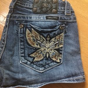 Miss Me shorts size 28