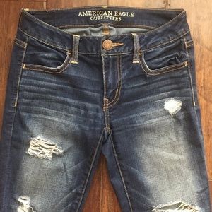 American Eagle Distressed Ripped Jeggings