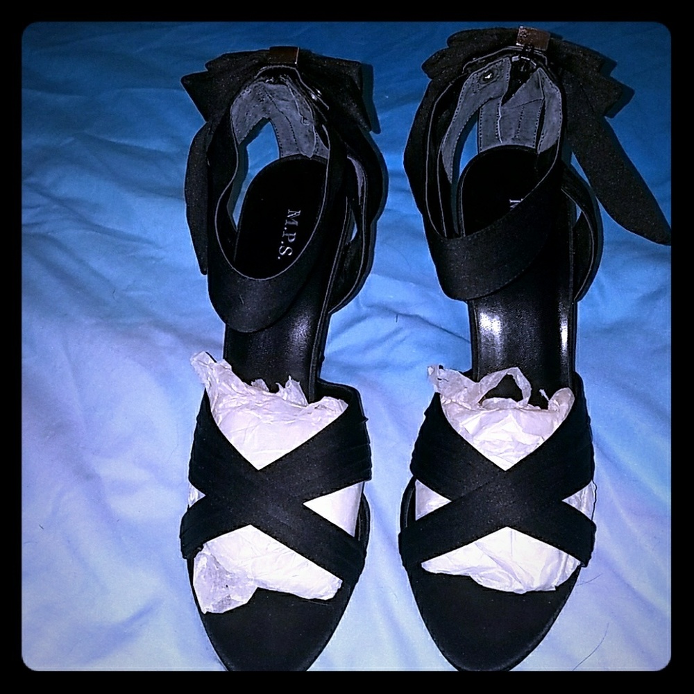 Black Satin Bow with Mirror Heel