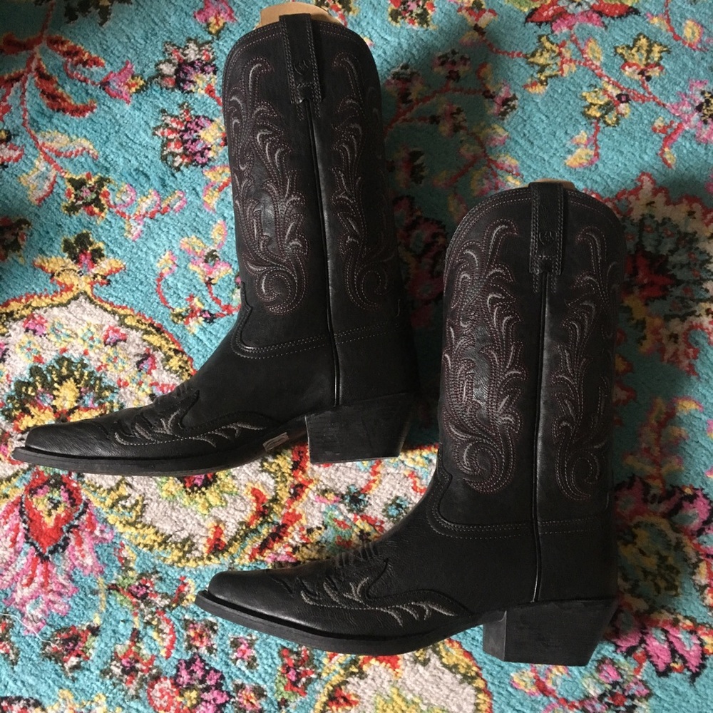 Ariat Heritage Western J-Toe Wingtip Boots