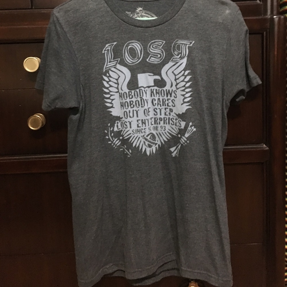 Lost graphic white tee size M