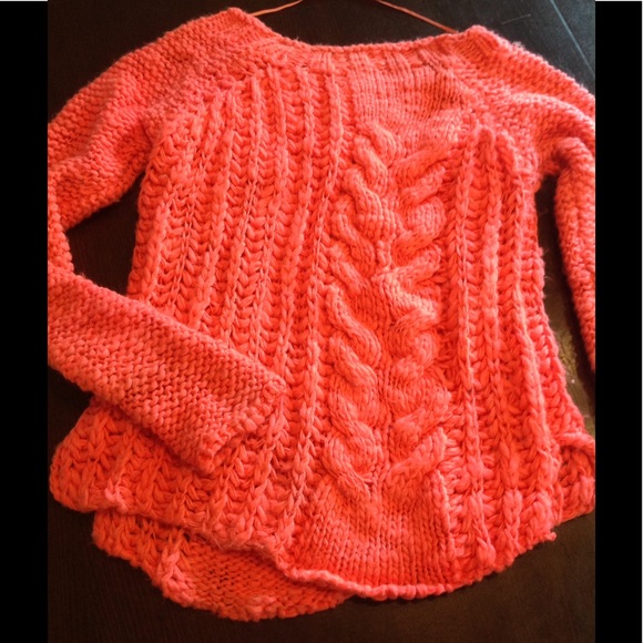 SOOOLD 🌸fREE  people neon coral pink  sweater - Picture 2 of 2
