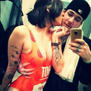 Meet your Posher, Dee