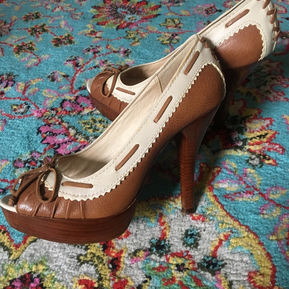 Michael Kors Leather Peep-Toe Pumps