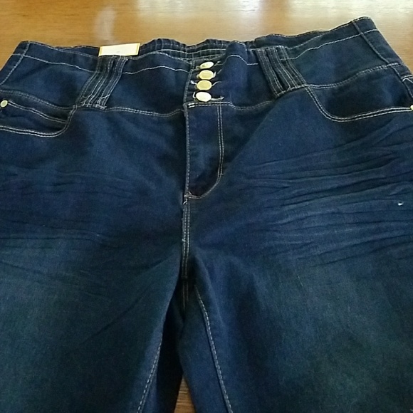 PLUS 22 JEANS - Picture 4 of 6