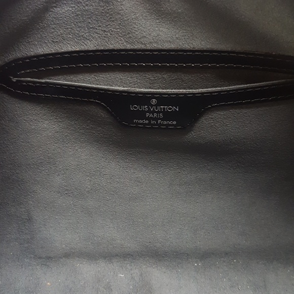 Authentic Louis Vuitton Epi Soufflat - Picture 4 of 8