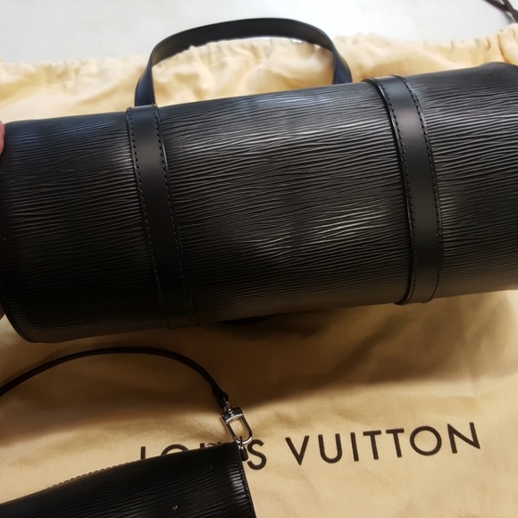 Authentic Louis Vuitton Epi Soufflat - Picture 5 of 8