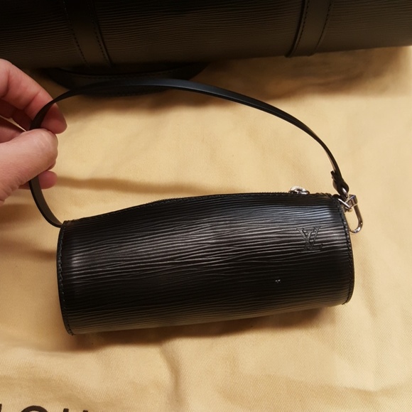Authentic Louis Vuitton Epi Soufflat - Picture 7 of 8