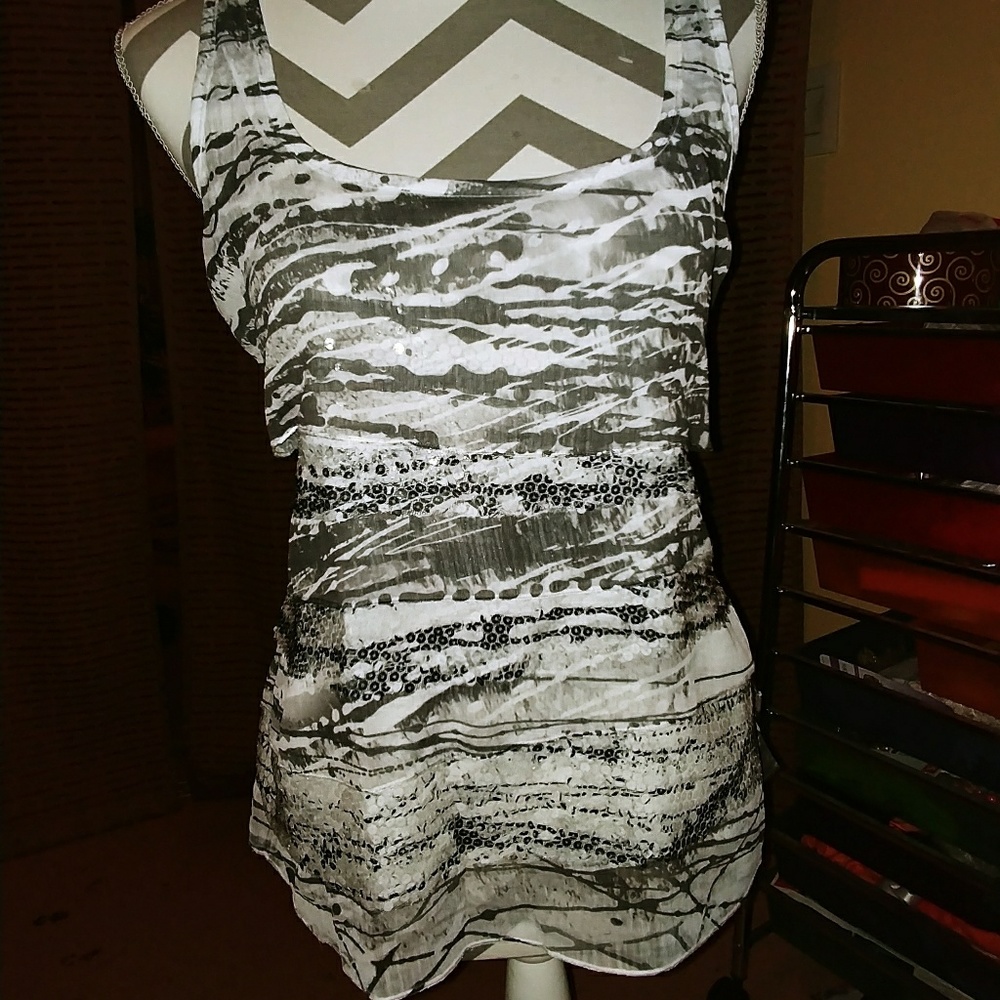 Beautiful!! 2Bebe New women top size M