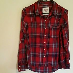 NEW LISTING | Mossimo plaid button down