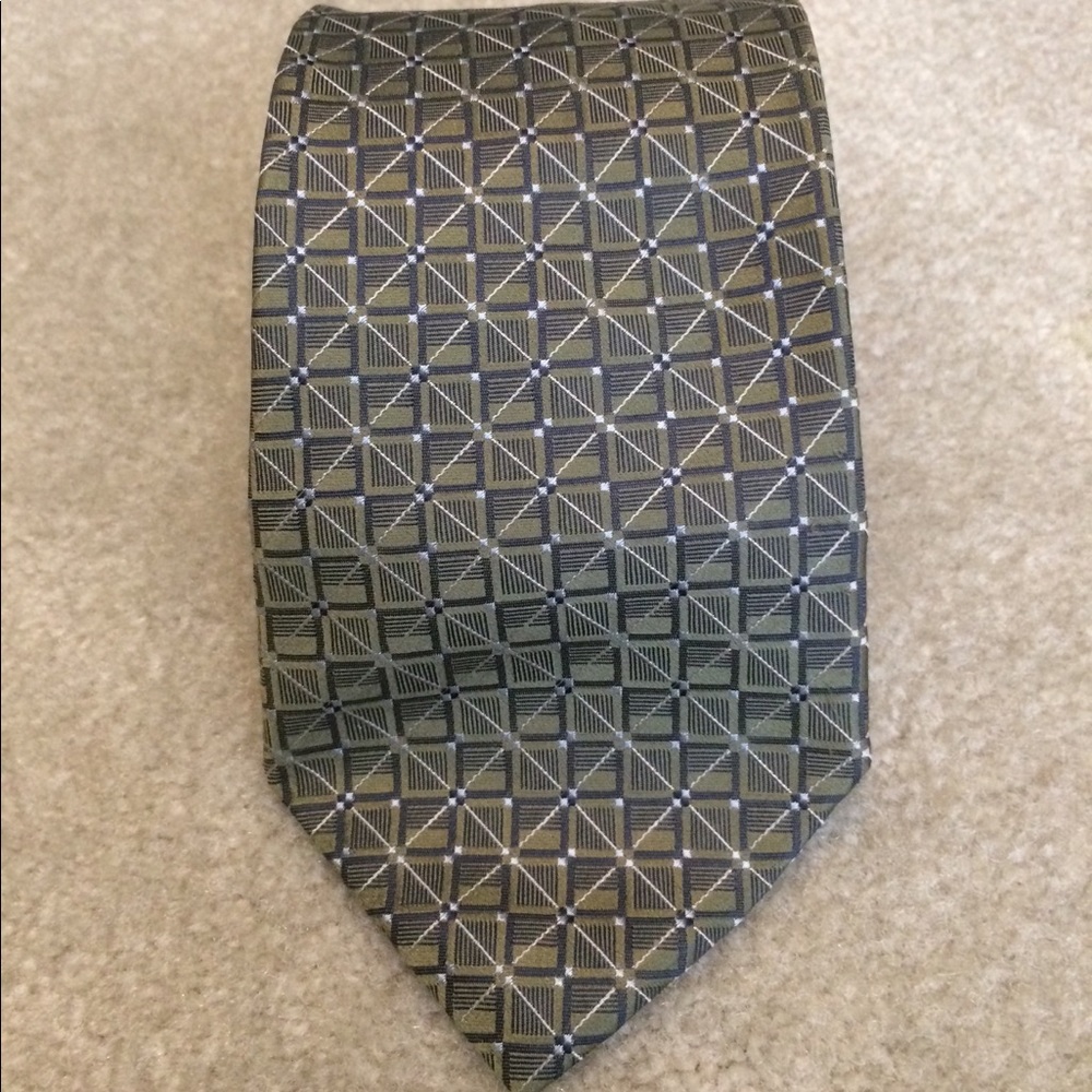 🚺Zylos Platnim George Machado Tie