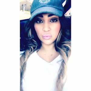 Meet your Posher, Araceli