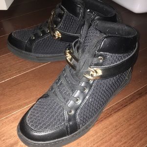 Black ALDO hi top sneakers size 8