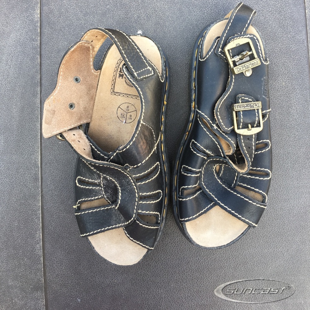 Dr Marten sandles