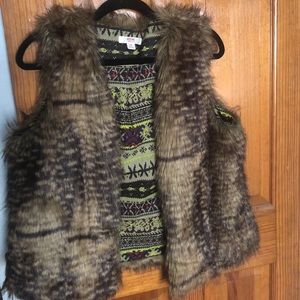 Fur vest