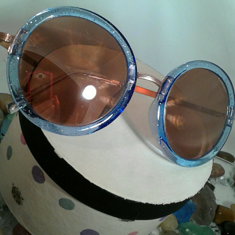 COLORWORKS Eyewear "Boho" Sunglasses in BLUE