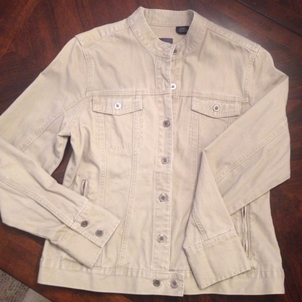 Super Cute trendy spring Jacket!