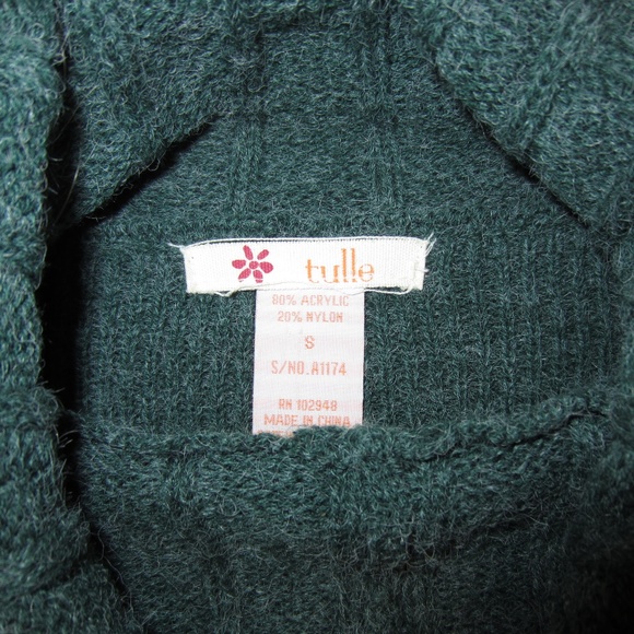 Collared Sweater Small - Picture 4 of 6