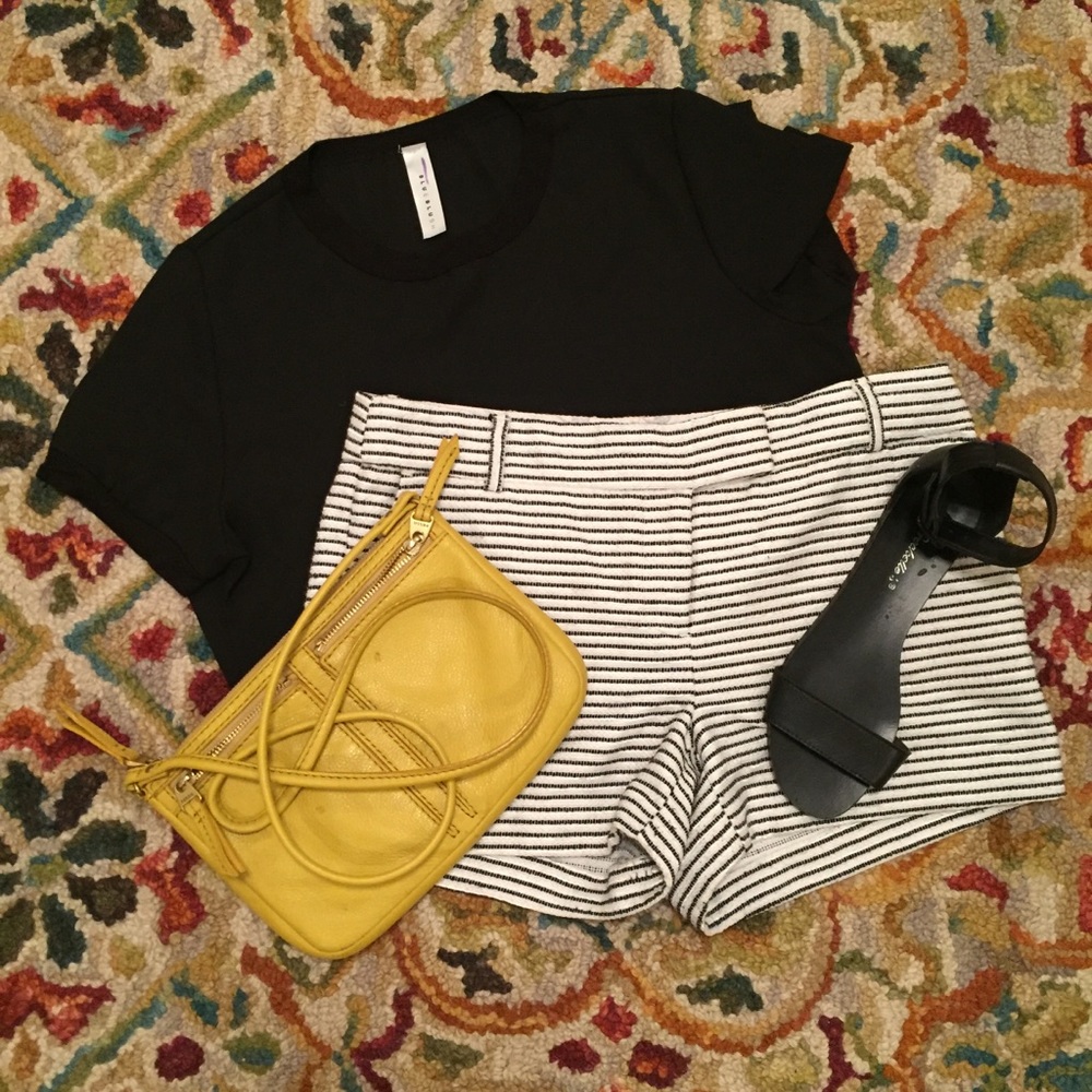 Blue Blush Black Top In Size Small