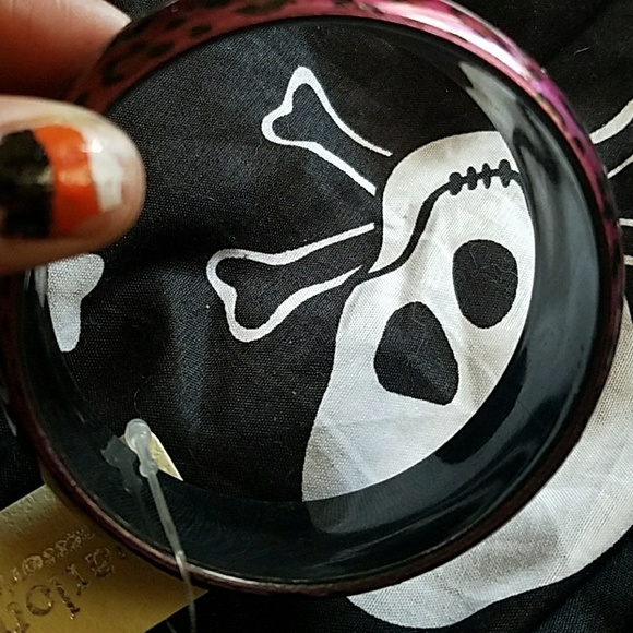 Metallic Purple Leopard Bangle NWT - Picture 4 of 4