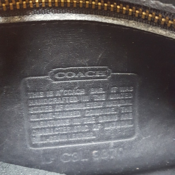 SOLD// Vintage Coach Genuine Leather Court Bag - Picture 5 of 6