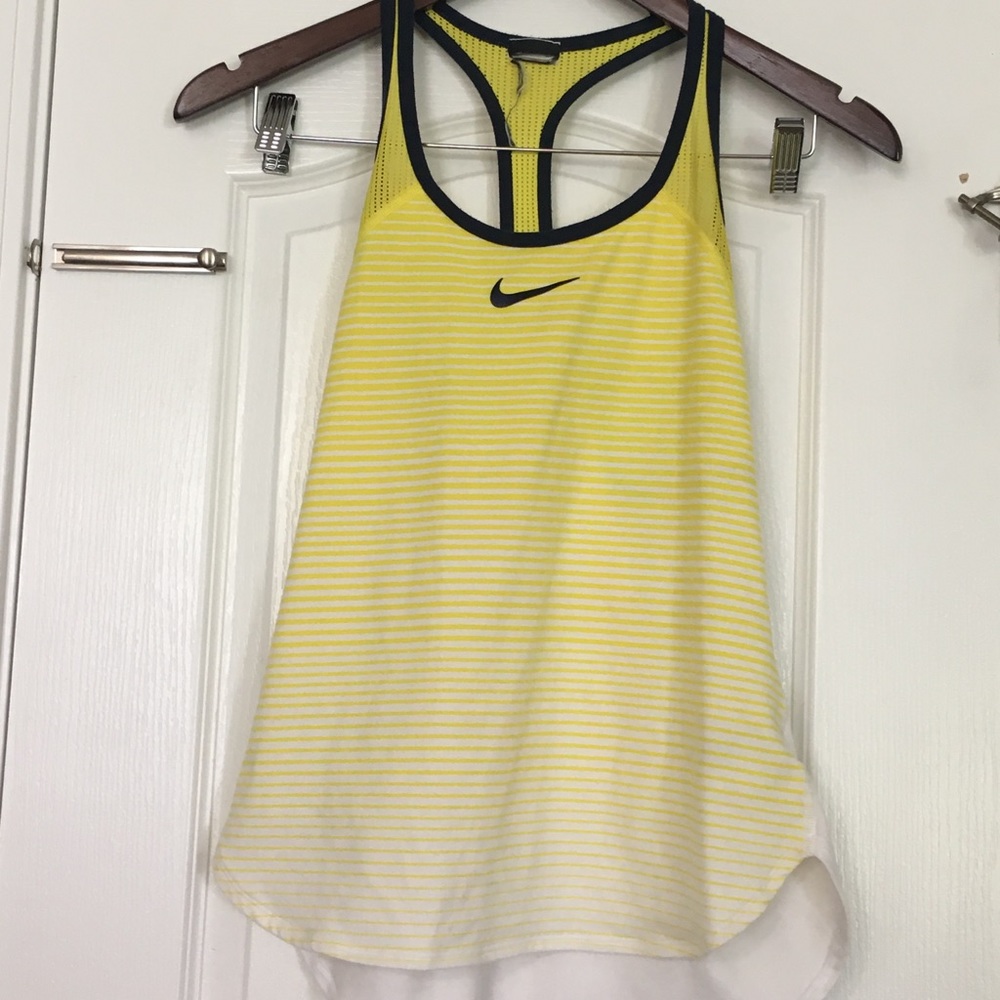 Nike Activewear Top
