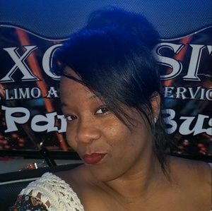 Meet your Posher, Kanitha