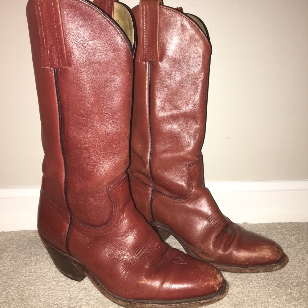 Vintage FRYE Cowboy Boots!