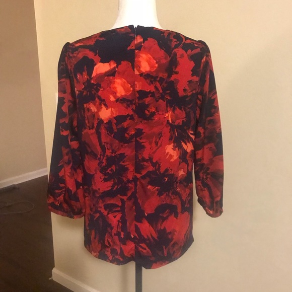 Modern work - Picture 2 of 3