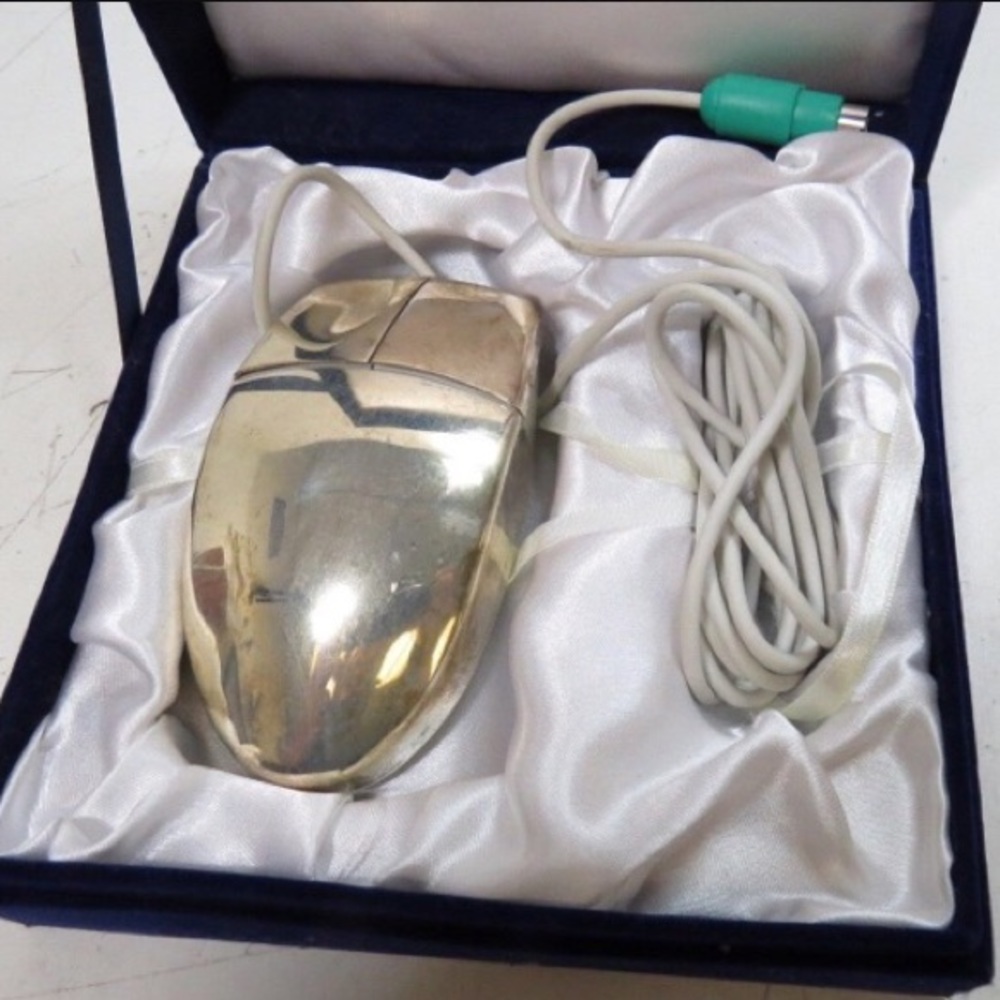 🔥FINAL SALE🔥 NIB RARE - SS (engravable) PC Mouse