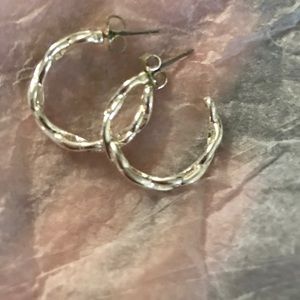 Avon’s Series “Speak Out!” Silver Earrings Set