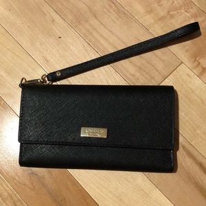 Kate Spade iPhone 6/6s/7 Wristlet