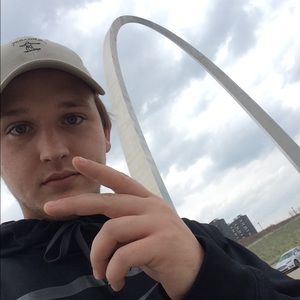 Meet your Posher, Tyler