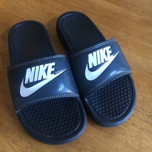 Black Nike slides