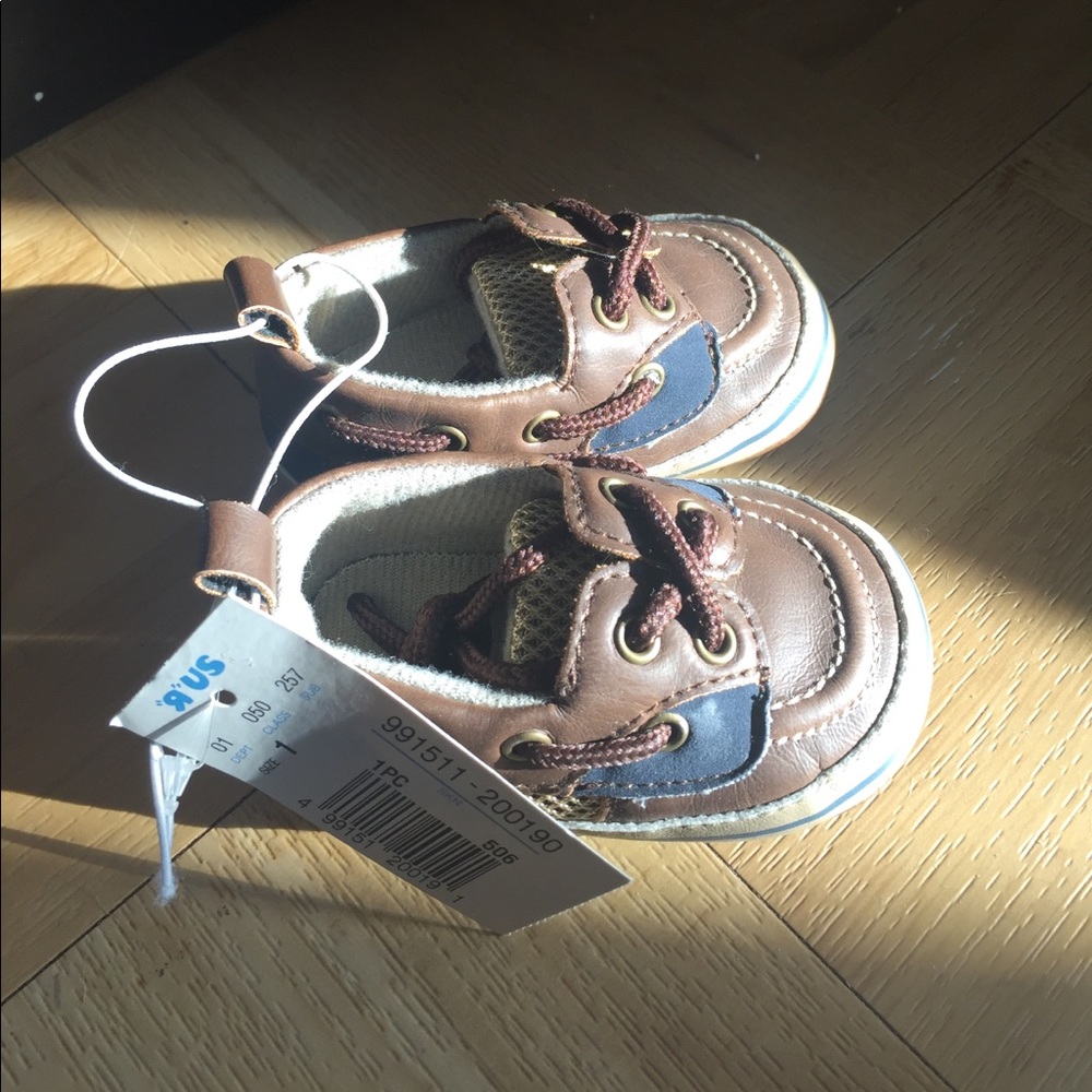 Size 1 infant shoes