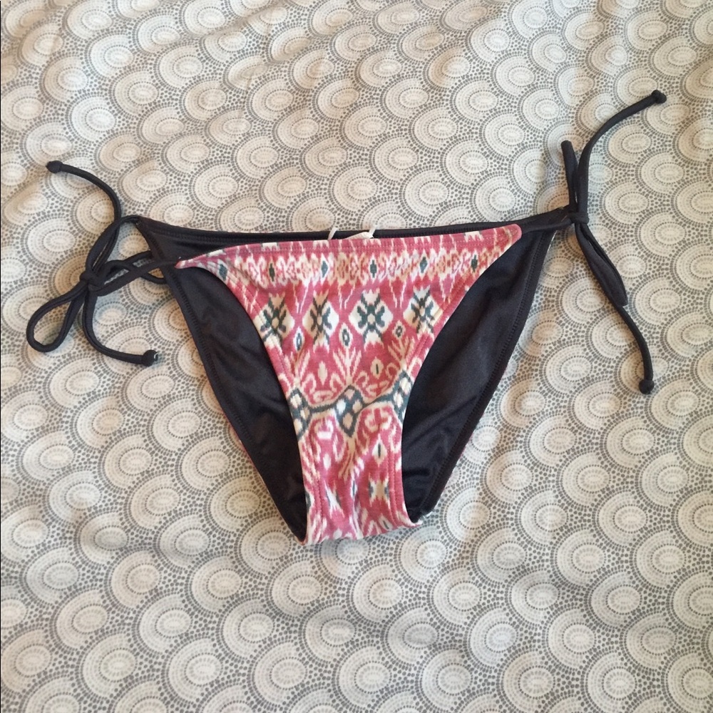 Quiksilver reversible bikini bottoms