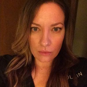 Meet your Posher, Kelley