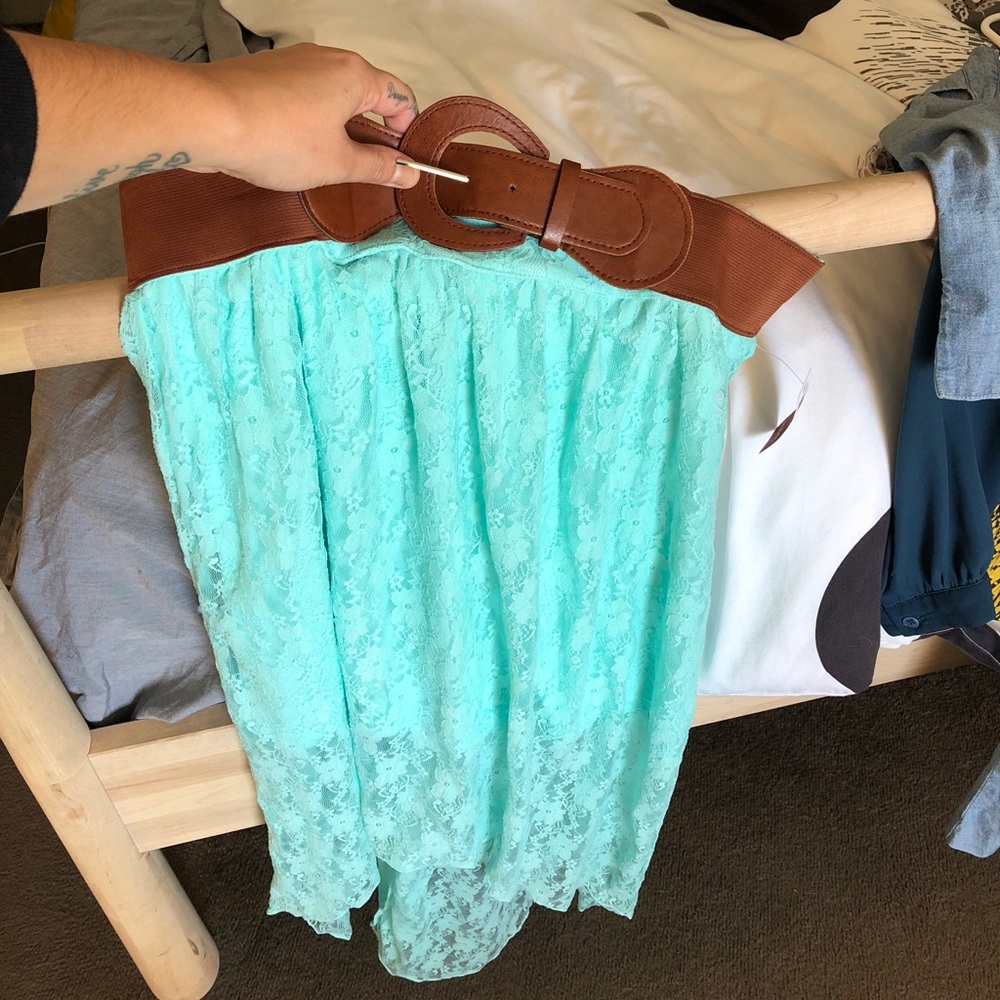 Lace skirt w attached belt