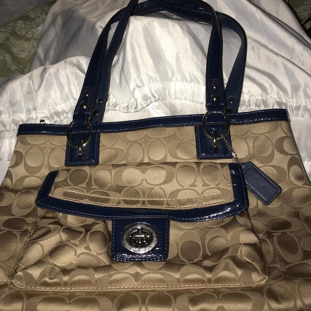 Authentic Coach satchel (NWOT)