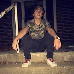 Meet your Posher, Nicholas