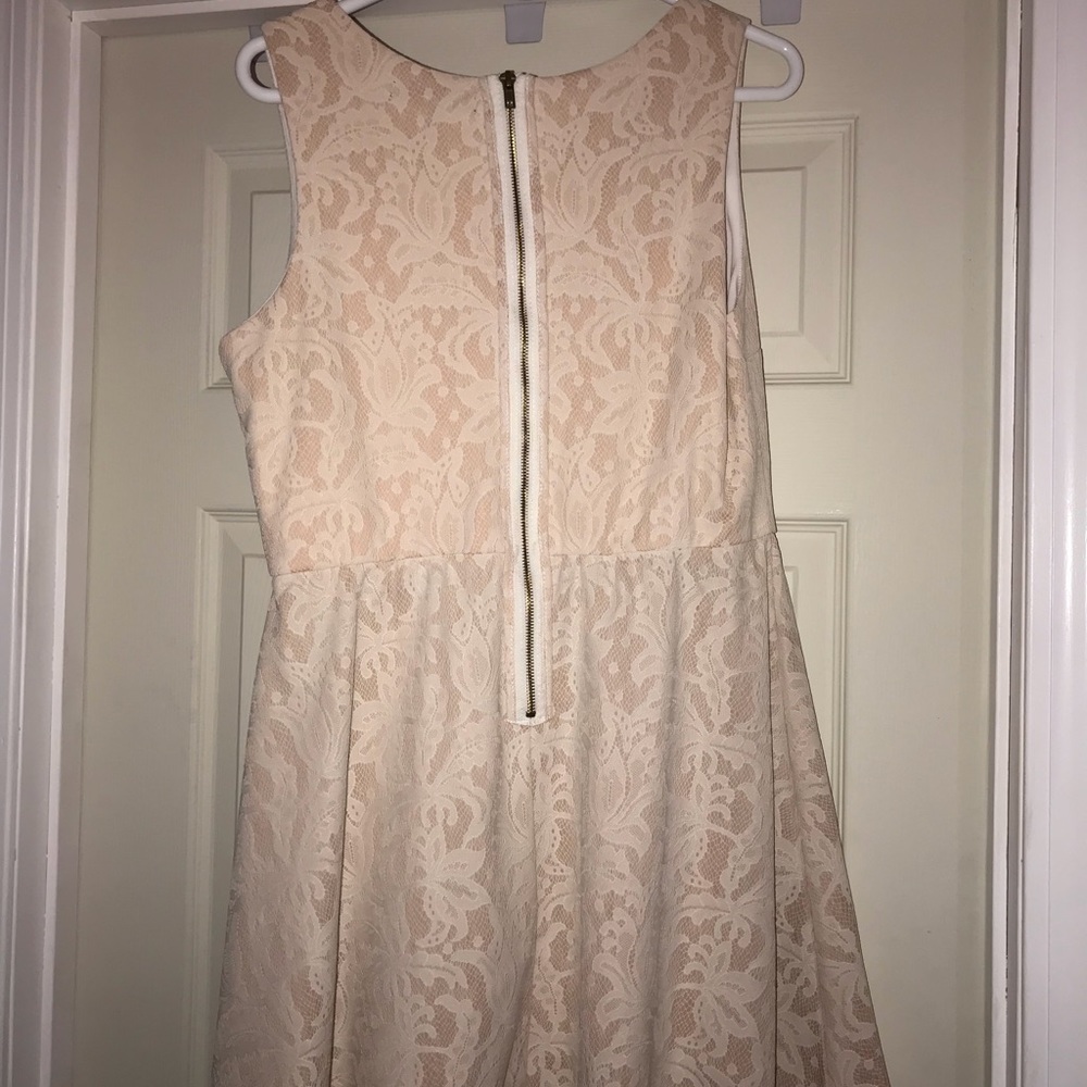 Off white/cream dress EUC - Picture 2 of 4