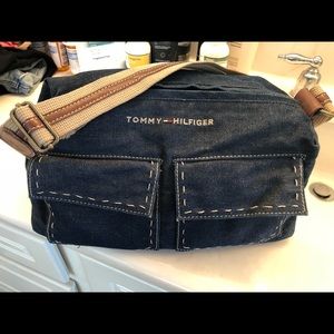 Tommy Hilfiger jean purse