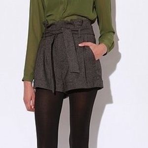URBAN OUTFITTERS Shorts