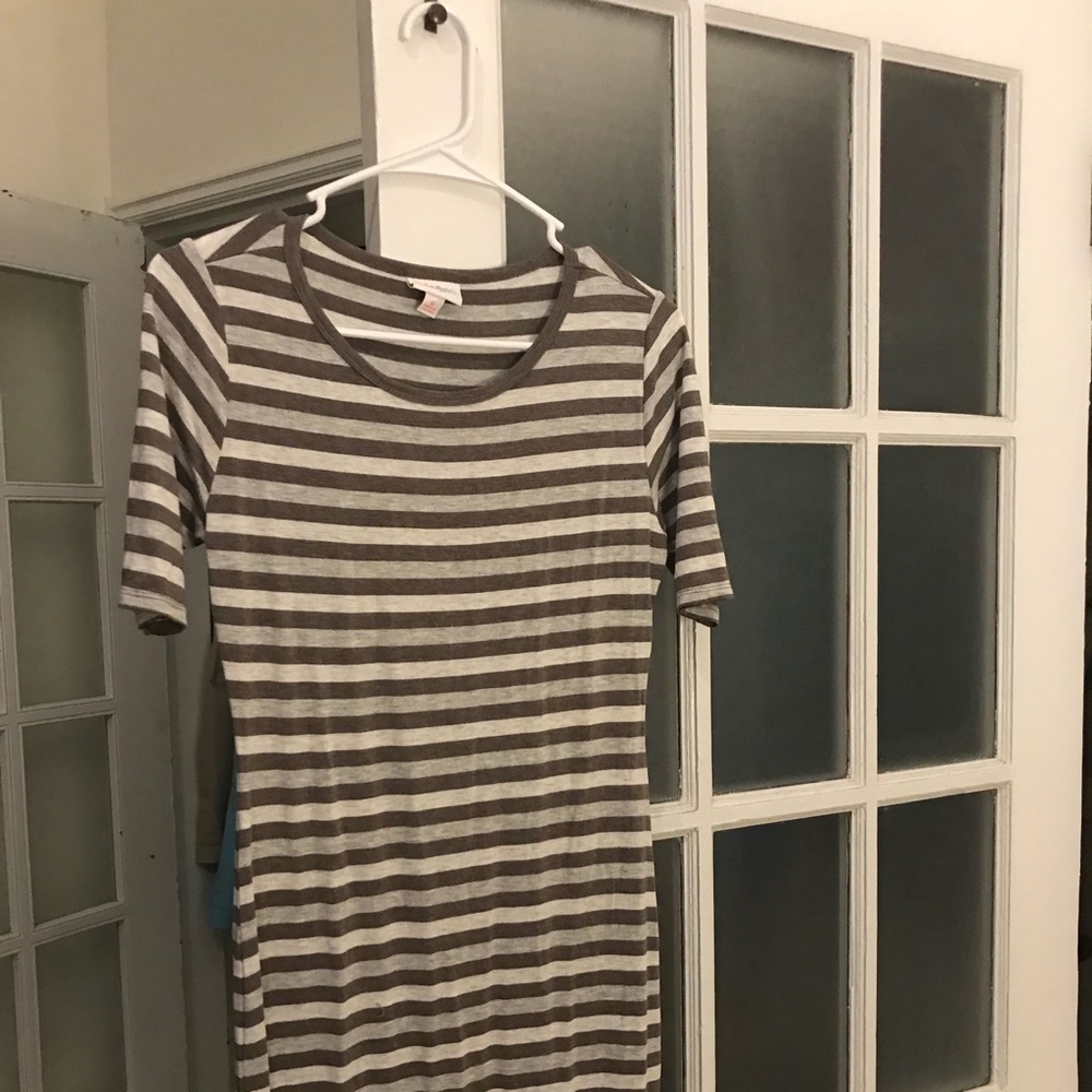 NWT Lularoe Julia Small