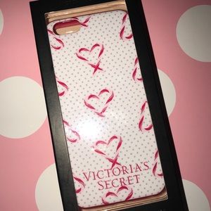 💞🆕Victoria’s Secret IPhone 6s Plus Phone Cover💞