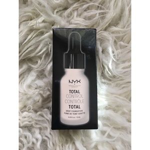 ✨ NYX Total Control Drop Foundation ✨