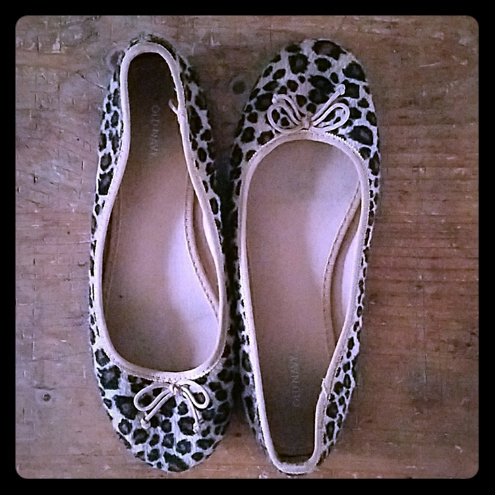 Old Navy Leopard Flats